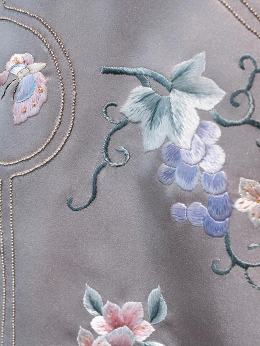 盛唐牡丹盛奢系列 | 青烟色蝴蝶手工刺绣马甲 商品图3