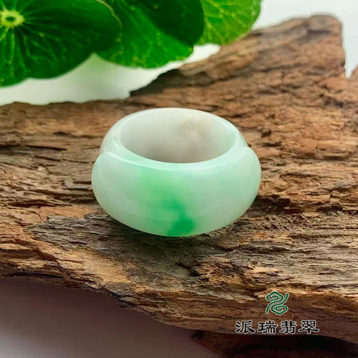 派瑞翡翠 翡翠戒指 糯种 飘花 商品图3