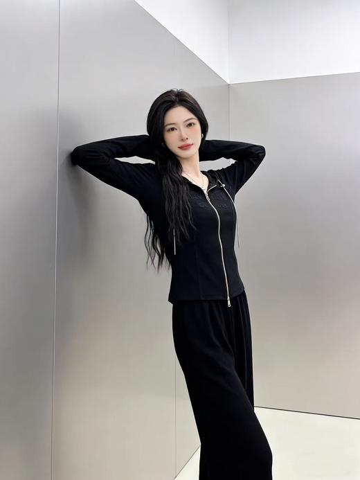 活动爆款【自营】衣周期～（二件套）Q02修身连帽针织上衣➕休闲直筒裤套装-喜出 商品图3