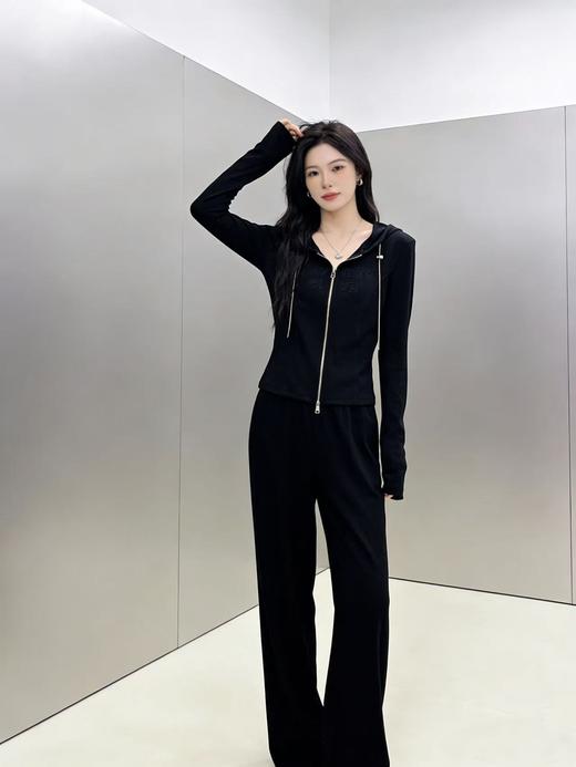 活动爆款【自营】衣周期～（二件套）Q02修身连帽针织上衣➕休闲直筒裤套装-喜出 商品图0