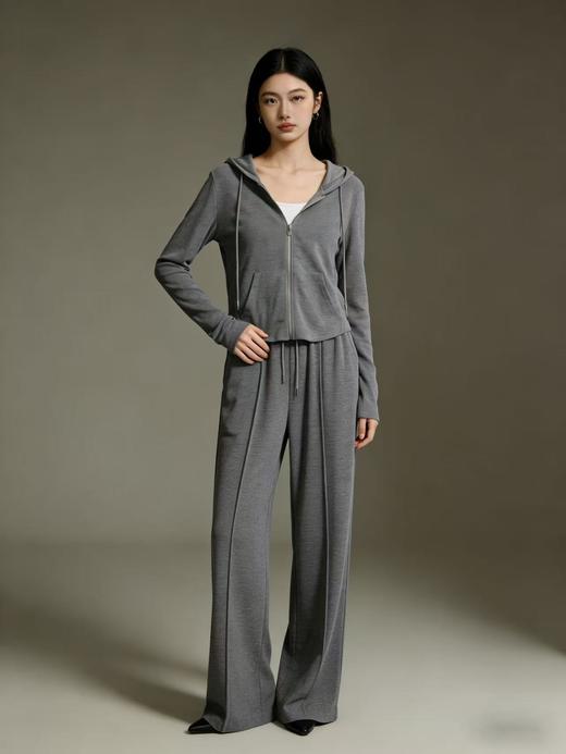 活动爆款【自营】衣周期～（三件套）Q92连帽外套➕白色背心➕立体休闲直筒裤细纹套装-喜出 商品图1