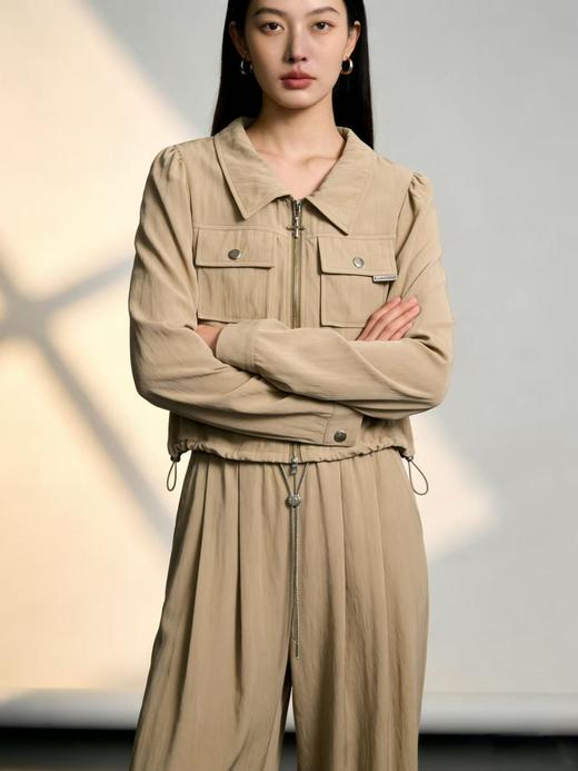 418良粉节|2026 活动爆款【自营】衣周期～（二件套）Q06短款翻领上衣➕休闲直筒裤套装-喜出 商品图8