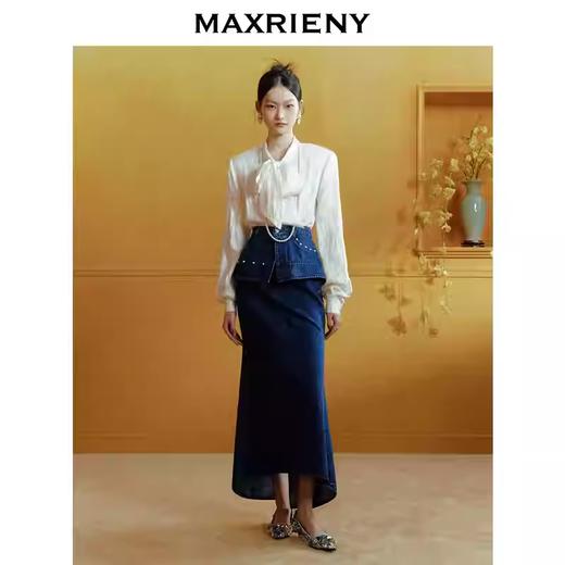 玛克门店发货：MAXRIENY精致复古感牛仔鱼尾半裙货号：MC88SK779 商品图0
