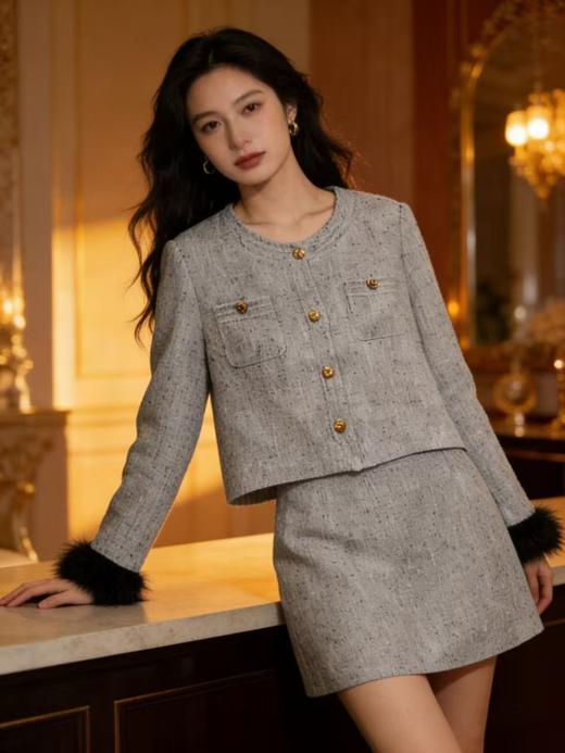 活动爆款【自营】衣周期～（二件套）Q27名媛风小香风羽毛袖外套➕半身短裙套装-喜出 商品图1