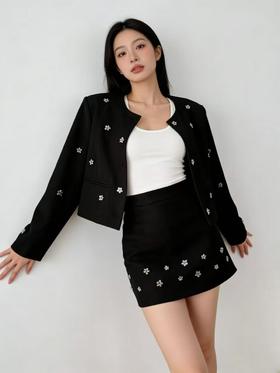 418良粉节|2026 活动爆款～【自营】衣周期～（二件套）Q29外套+半裙手工缝制金属小花高级感小香风套装-喜出