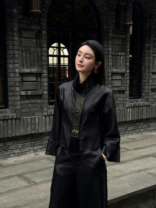 盛唐婧 | 本色行云重磅真丝香云纱立领钉珠小外套 商品图8