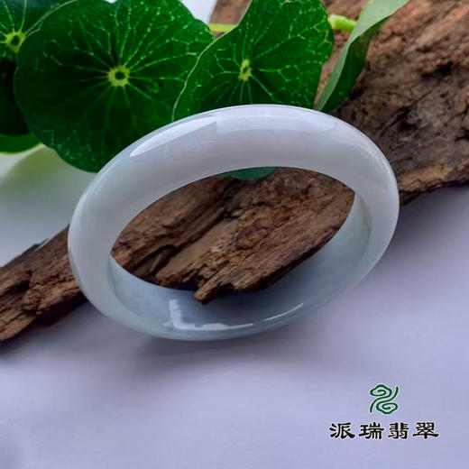 派瑞翡翠 翡翠手镯 糯种 绿色 飘花 商品图0