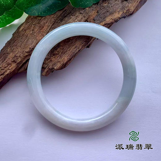 派瑞翡翠 翡翠手镯 糯种 浅绿 商品图1