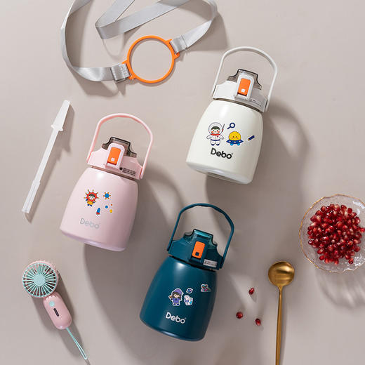 Debo德铂-艾薇水杯900ml 超大容量一杯能量加满 可提可背方便携带（赠贴纸） 商品图7