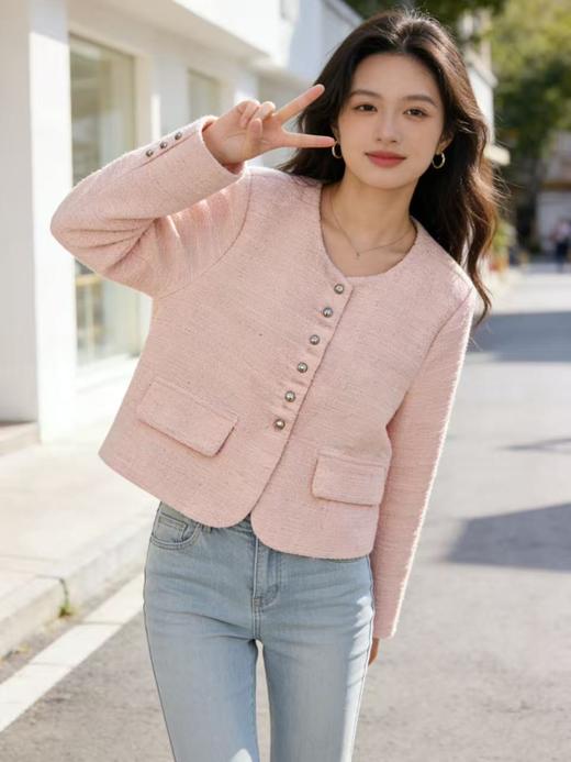 活动爆款【自营】衣周期～815 小香风银色圆扣短款外套-喜出 商品图5