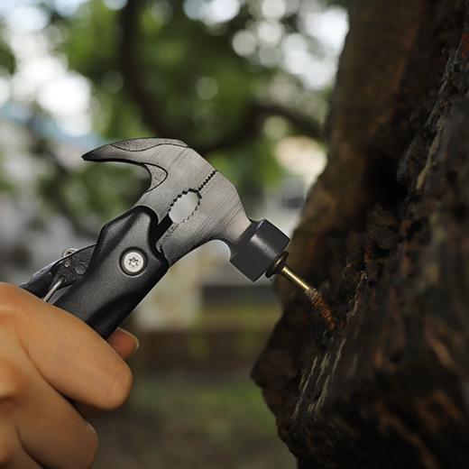 【京东热卖款】户外便携 全钢13合1多功能 羊角锤 钳子 锯子 主刀 等 商品图1