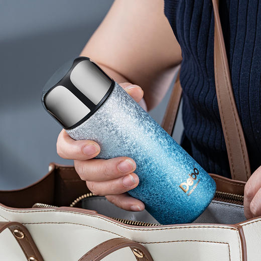 Debo德铂-凯诺覆钛保温杯200ml 口袋里的保温杯 钛覆层内胆 双层真空长效保温 健康随行 商品图7