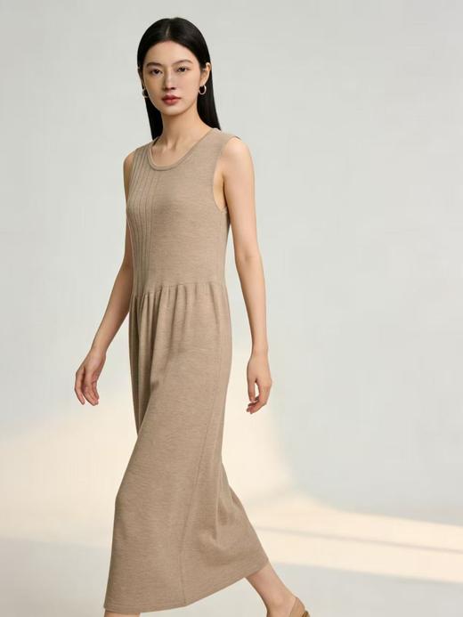 418良粉节|2026 活动爆款【自营】衣周期～（超软糯）0102 针织长款背心连衣裙-喜出 商品图6