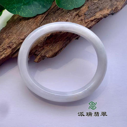 派瑞翡翠 翡翠手镯 糯种 浅绿 商品图1
