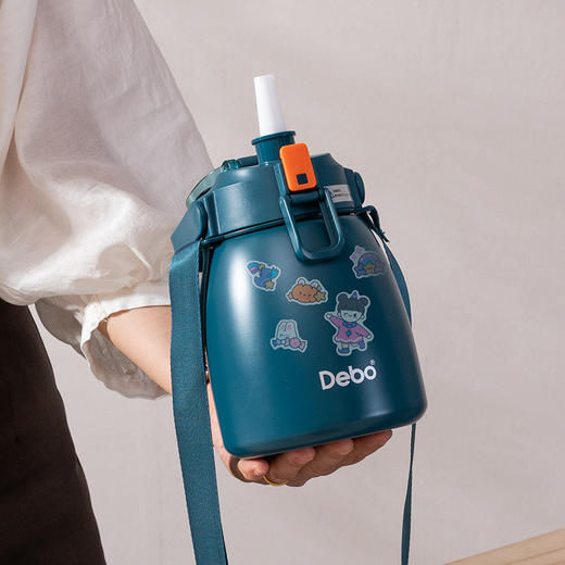 Debo德铂-艾薇水杯900ml 超大容量一杯能量加满 可提可背方便携带（赠贴纸） 商品图11