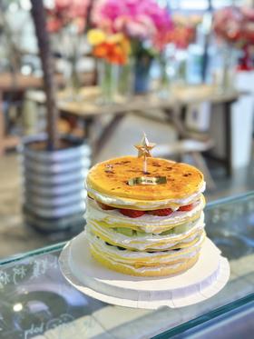 缤纷水果烤布蕾千层蛋糕