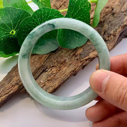 派瑞翡翠 翡翠手镯 糯种 飘花 商品图3