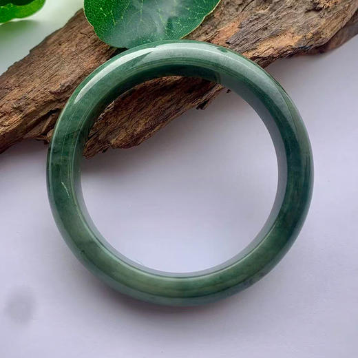 派瑞翡翠 翡翠手镯 糯种 油青 商品图1