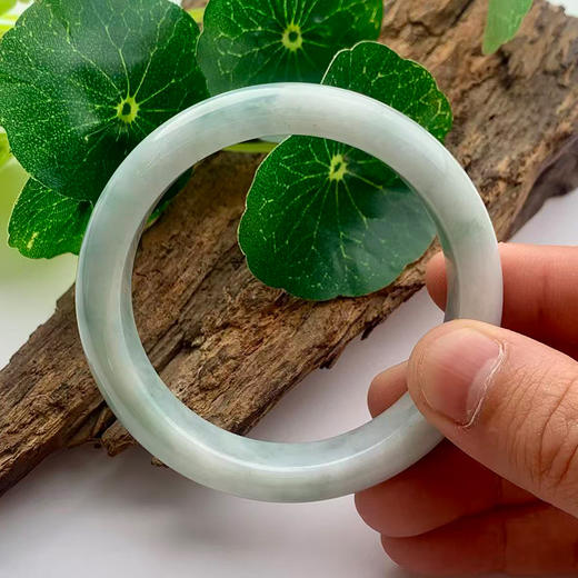 派瑞翡翠 翡翠手镯 糯种 飘花 商品图3