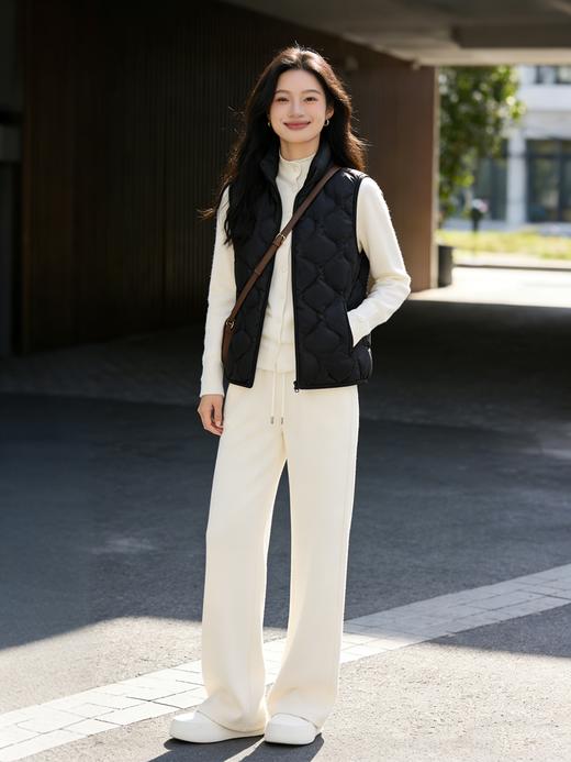 爆款 现货【热销300+】臣禾 福禄羽绒马甲JZ244070152 商品图3