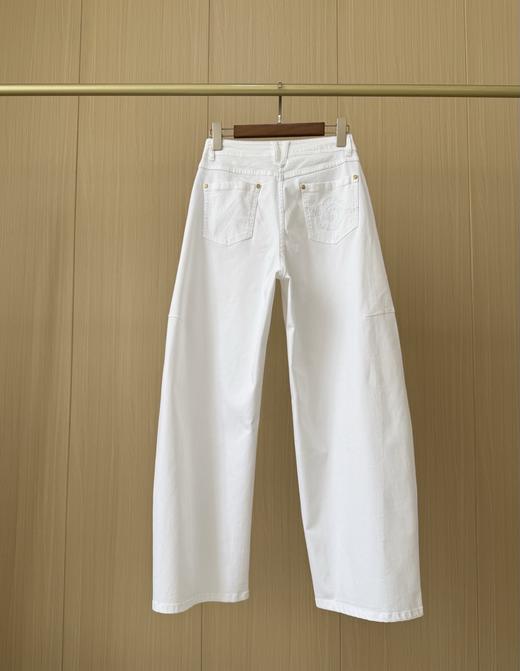 各位女神通勤必备  EP金扣弯刀女款白色牛仔裤 商品图2