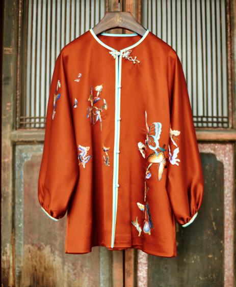 盛唐牡丹大师系列-卢梅红 | 重缎真丝手绣对襟外套(盛唐牡丹与非遗传承人卢梅红联名系列) 商品图0