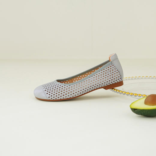 【羊皮革】西村名物2026年夏季新款舒适低跟圆头浅口洞洞空鞋T26AH17971 商品图6