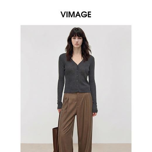 VIMAGE纬漫纪V领针织开衫修身短款简约外搭披肩上衣2026夏季新款V2501114 商品图4