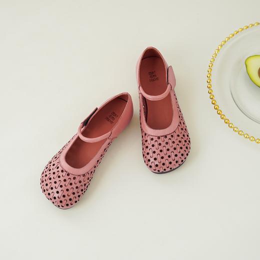 【牛皮革】西村名物2026年夏季新款舒适平底牛油果色一字带玛丽珍洞洞空鞋X26AH17881 商品图2