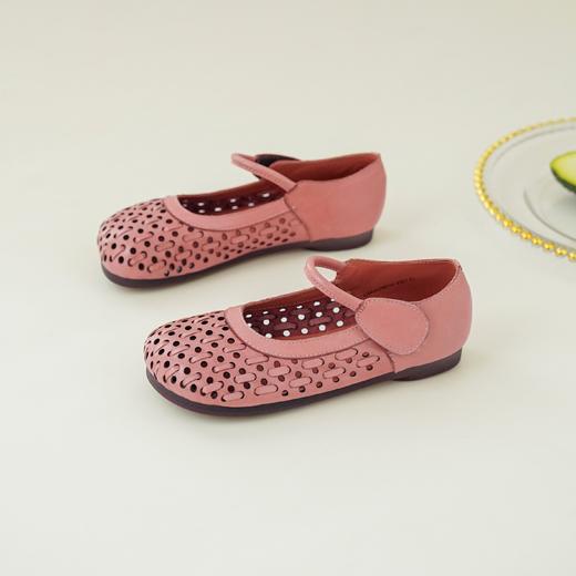 【牛皮革】西村名物2026年夏季新款舒适平底牛油果色一字带玛丽珍洞洞空鞋X26AH17881 商品图1