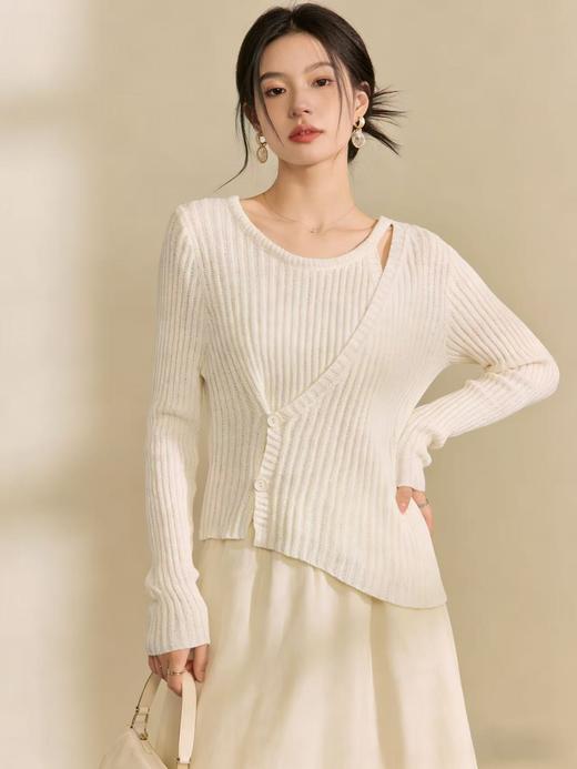 418良粉节|2026 活动爆款 品牌促➡️薄款【自营】衣周期8566镂空不规则设计感针织上衣-喜出 商品图2