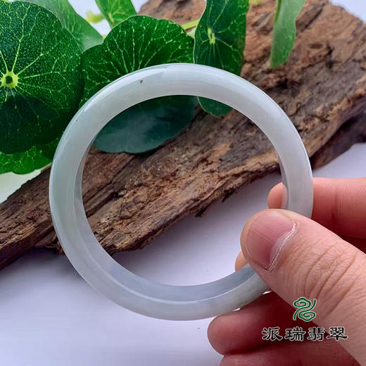 派瑞翡翠 翡翠手镯 糯种 飘花 商品图3