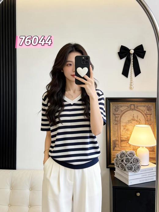LS竹纤维女士时尚V领条纹针织半袖76044 商品图1