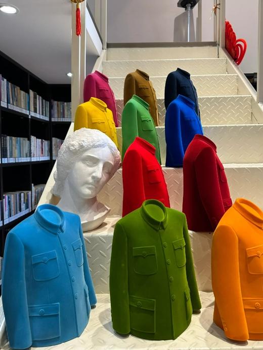 隋建国《中山装》 商品图5