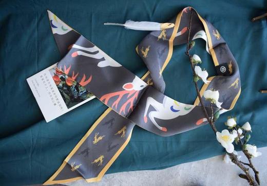 读者书店 | 长条丝巾-瑞锦白鹿-遇见敦煌系列 商品图0