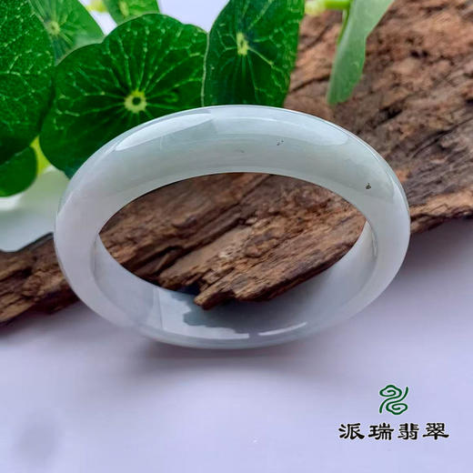派瑞翡翠 翡翠手镯 糯种 飘花 商品图0