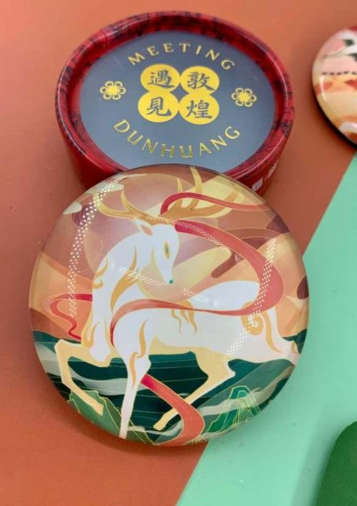 读者书店 | 水晶冰箱贴-煌光驰鹿-遇见敦煌系列 商品图0