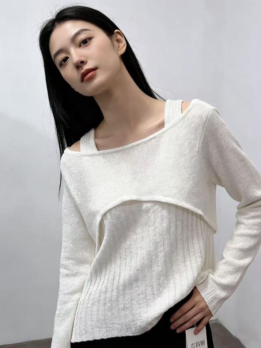 418良粉节|2026 活动爆款 品牌促➡️薄款【自营】衣周期8610一字肩假两件设计感镂空针织上衣-喜出 商品图0