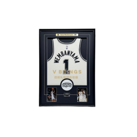 收藏系列 文班亚马 马刺队白色 球迷版 亲笔签名球衣