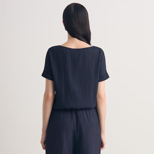 EITIE爱特爱水滴领镂空百搭显瘦休闲套头上衣T恤2026夏新新款8613308 商品图4