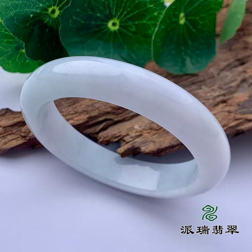 派瑞翡翠 翡翠手镯 糯种 飘花 商品图0