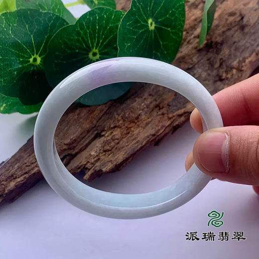 派瑞翡翠 翡翠手镯 糯种 浅绿 商品图2