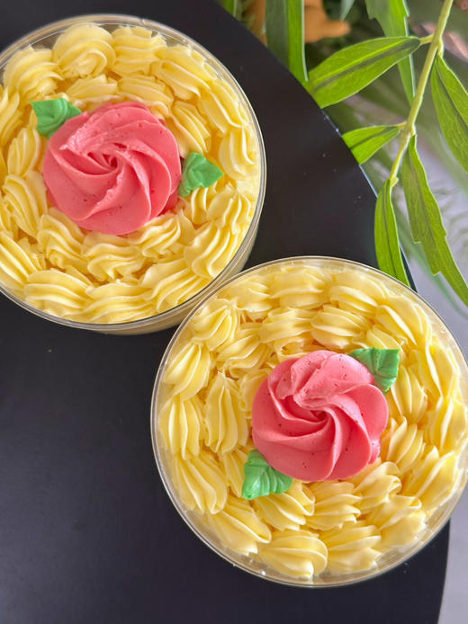 白脱老奶油蛋糕，老奶油咸甜口。约4寸，快递后，冷冻20分钟更好吃 商品图0