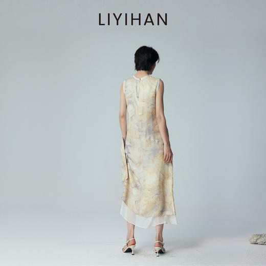 LIYIHAN 2026夏季新款真丝连衣裙女无袖直筒背心裙中长款A字裙子 商品图4