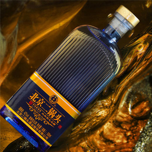（中华老字号）永丰牌北京二锅头清香型白酒 丝路系列 星际蓝 42%vol 500mL/瓶（臻选好酒） 商品图1