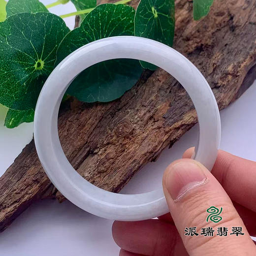 派瑞翡翠 翡翠手镯 糯种 浅紫 商品图3