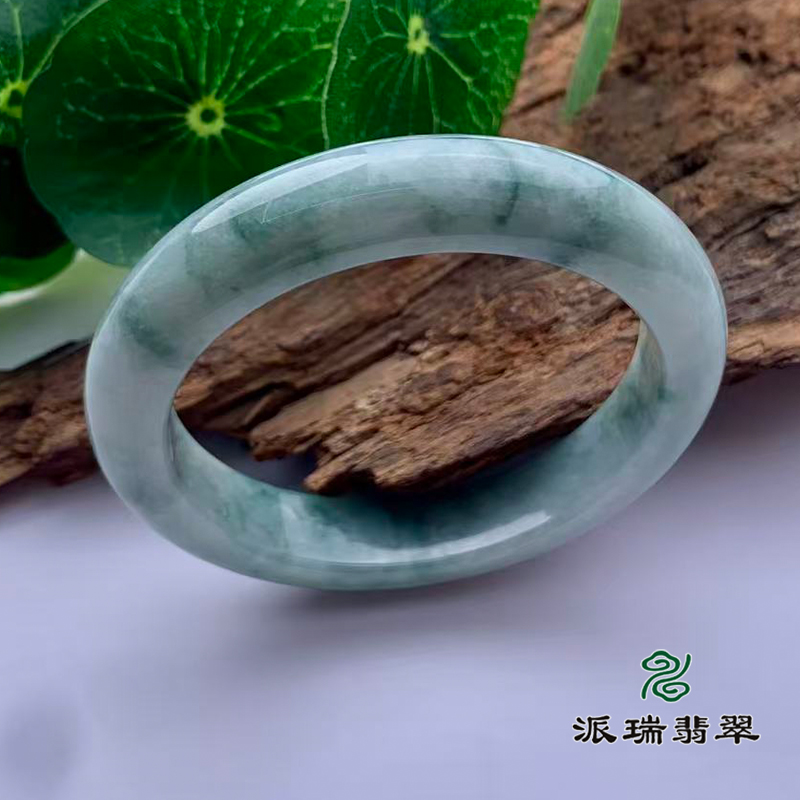 派瑞翡翠 翡翠手镯 糯种 飘花
