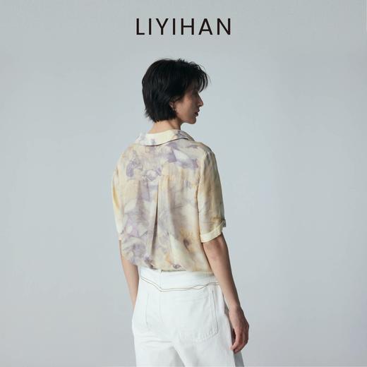 LIYIHAN 2026夏季新款印花衬衣女真丝上衣V领短袖衬衫小众设计感 商品图4