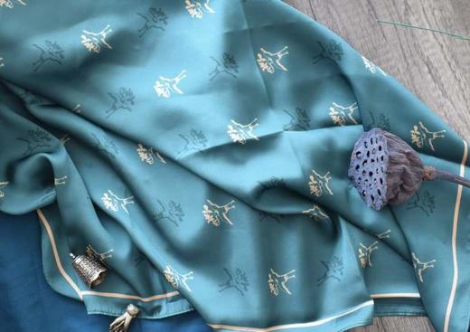 读者书店 | 方巾-瑞锦丹鹤-遇见敦煌系列 商品图0