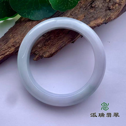 派瑞翡翠 翡翠手镯 糯种 浅绿 商品图1